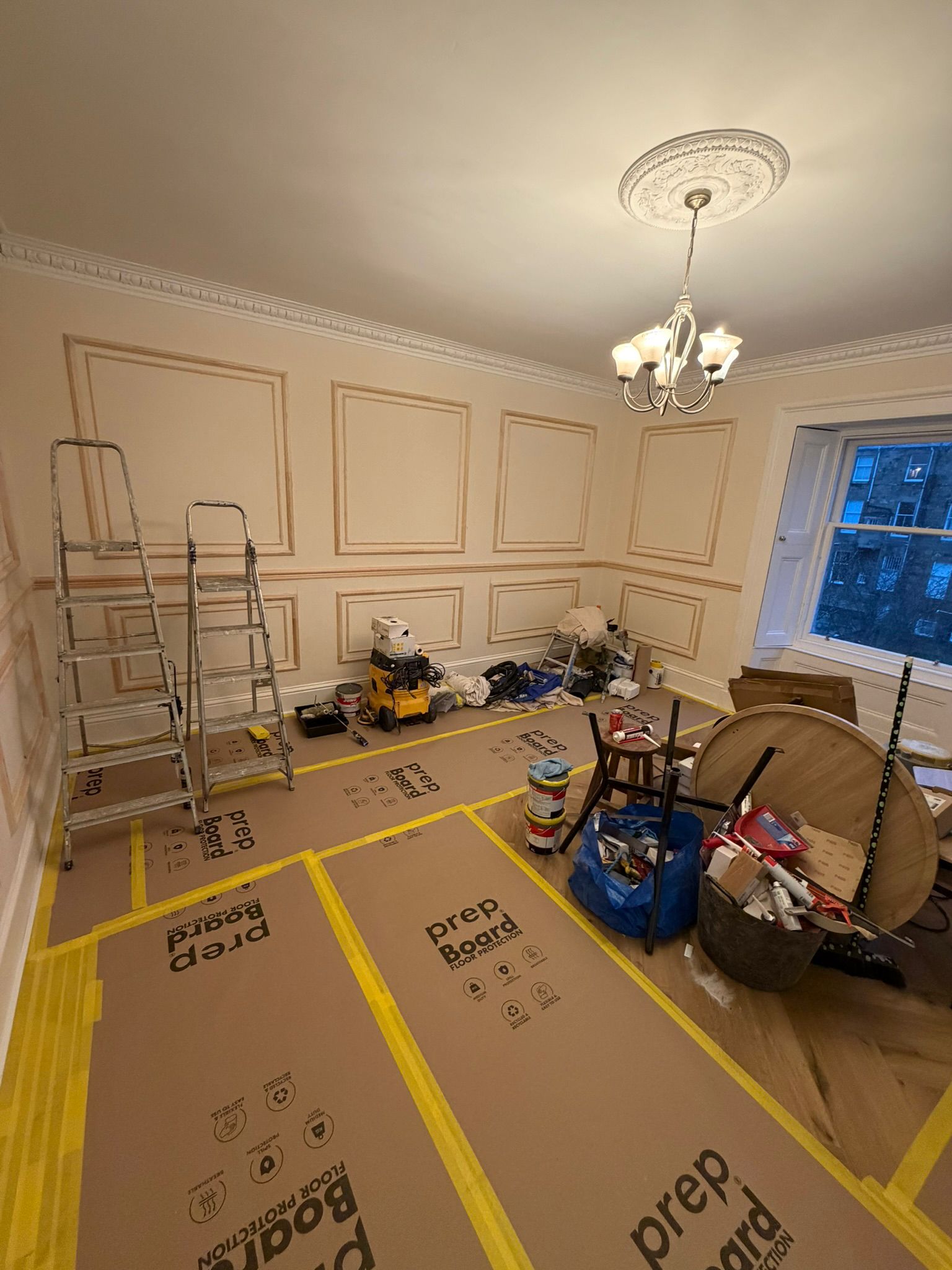 Before Interior Wall Transformation - Professional UPVC Spraying & Painting Lanarkshire